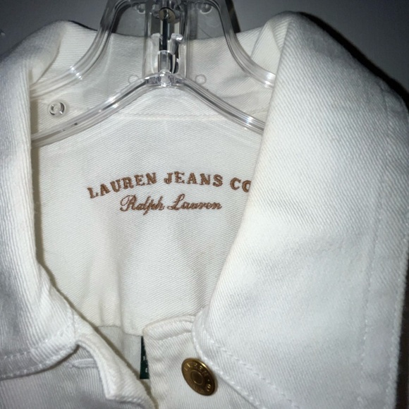 Garage sale price due to stains/spots.  Ralph Lauren white denim jacket size L - Picture 4 of 14